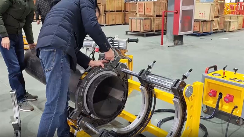 Máquina de soldadura a tope hidráulica (tubos de plástico de 180-450mm)